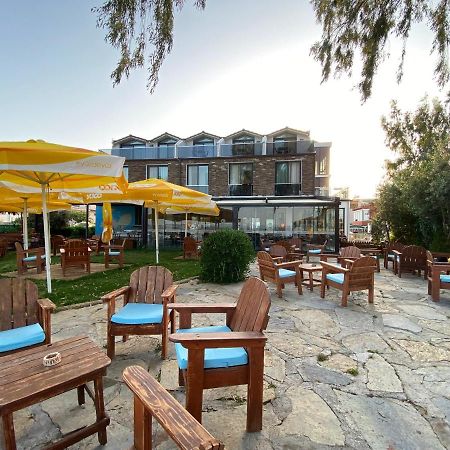 Burla Han Urla Exterior foto