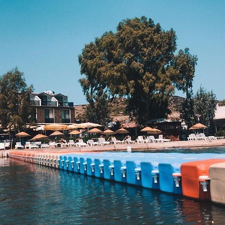 Burla Han Urla Exterior foto
